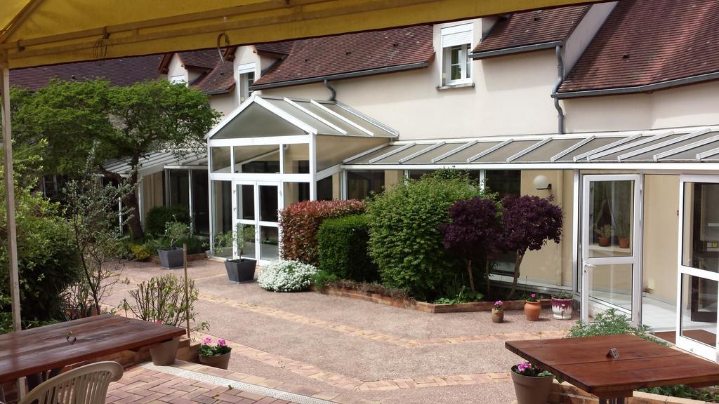 Logis Hotel "Ici M'Aime" Rouvray  외부 사진