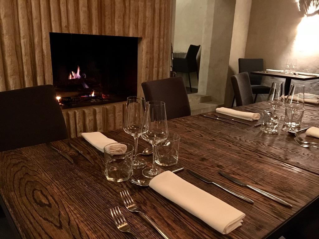 Logis Hotel "Ici M'Aime" Rouvray  외부 사진