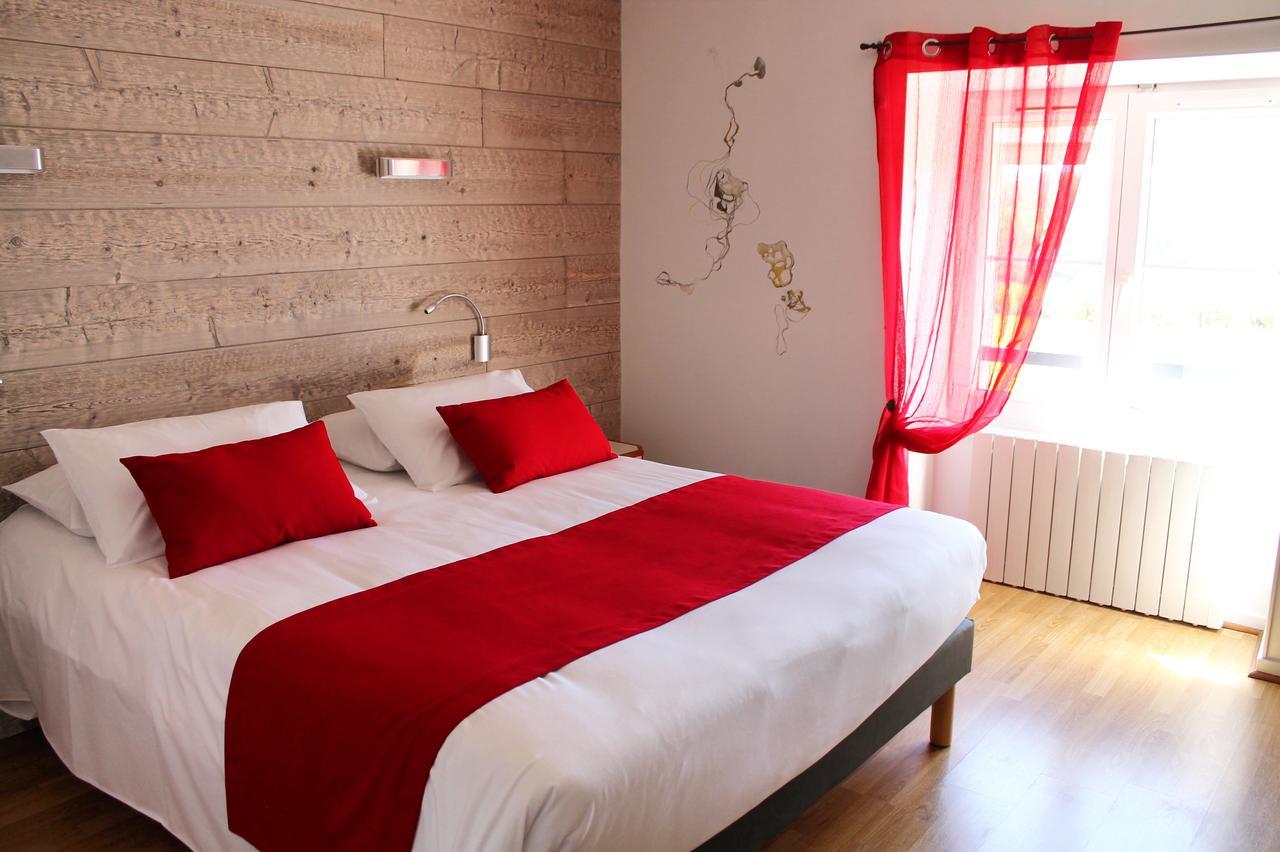Logis Hotel "Ici M'Aime" Rouvray  외부 사진