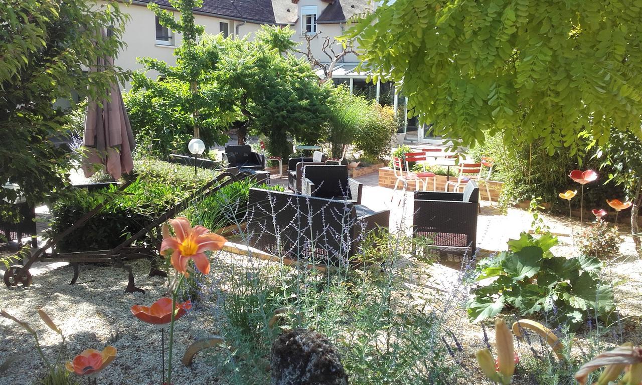 Logis Hotel "Ici M'Aime" Rouvray  외부 사진