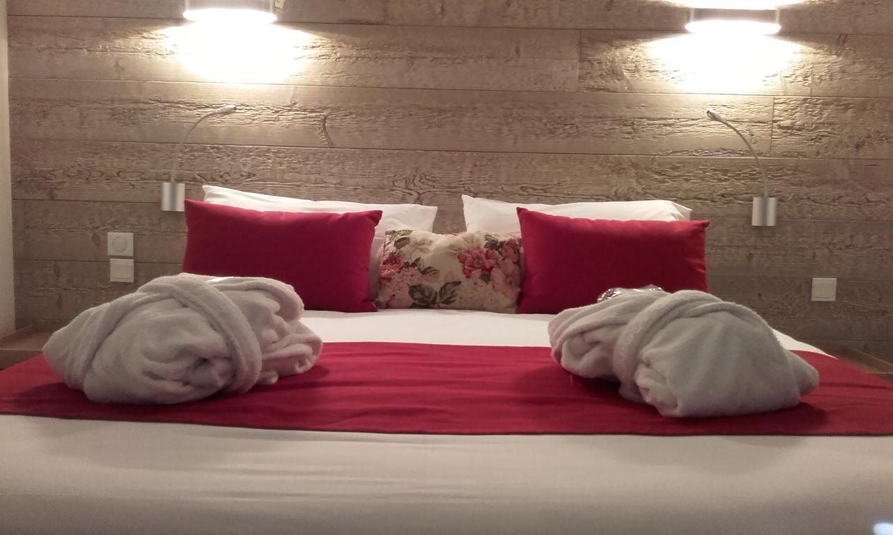Logis Hotel "Ici M'Aime" Rouvray  외부 사진